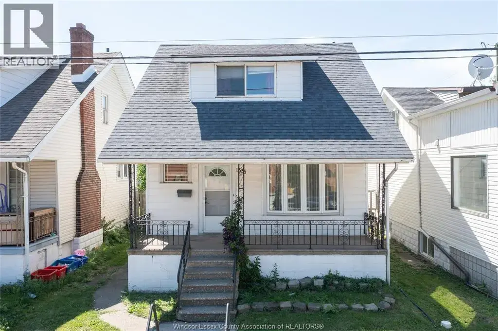 1333 Wyandotte Street, Windsor